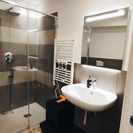 Intero Apartment Genua