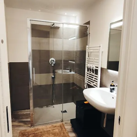Apartment Intero *